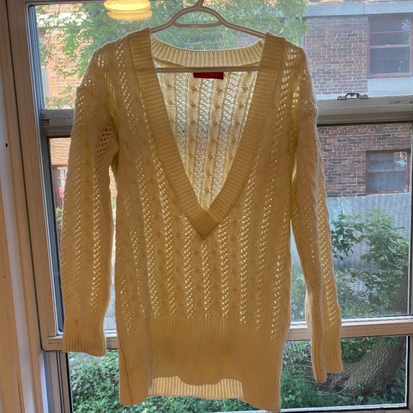 Cream/White knit sweater dress - Y2K, slightly distressed. Brand - Picture 1 of 2